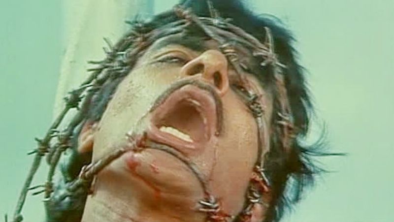 Amitabh bachchan Completed His 50 years in Bollywood know his Famous Roles