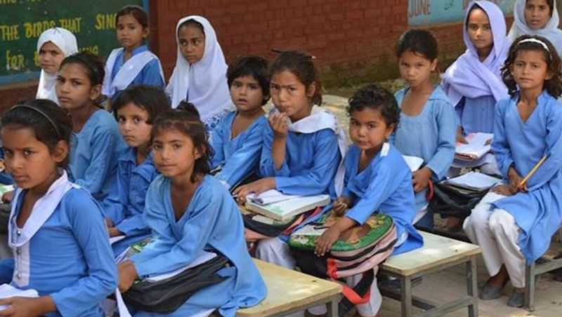 7 strange and weird laws of Pakistan