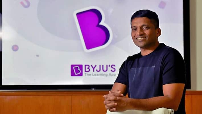 Was a teacher, created an app and was named among the billionaires of the country Was a teacher, created an app and was named among the billionaires of the country