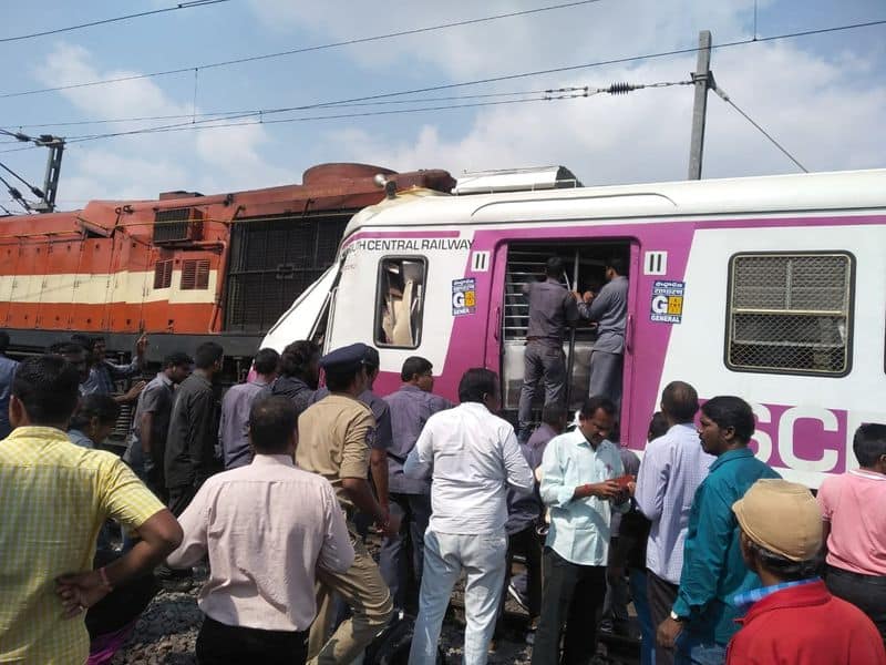 two trains Collided in hyderabad: 10 injured, shifted hospital