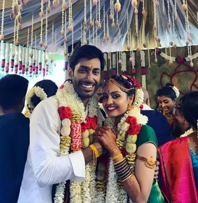 ನವೆಂಬರ್ 10 ರಂದು ಕುಟುಂಬಸ್ಥರ ಸಮ್ಮುಖದಲ್ಲಿ ಶಾಸ್ತ್ರೋಕ್ತವಾಗಿ ದಾಂಪತ್ಯ ಜೀವನಕ್ಕೆ ಕಾಲಿಟ್ಟಿದ್ದಾರೆ.