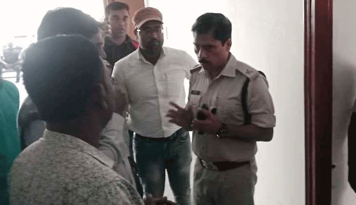 new traffic rules police checking without helmets people in ranchi new traffic rules police checking without helmets people in ranchi