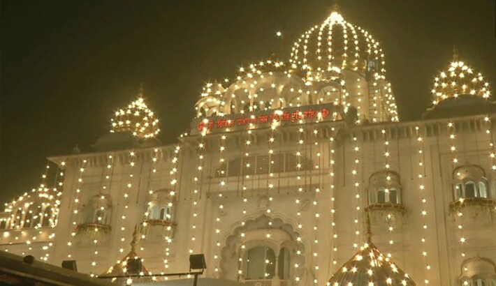 550th prakash parv guru nanak birth anniversary celebration of gurudwara and golden temple