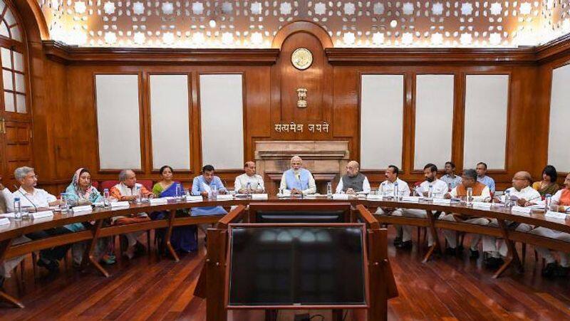 PM Modi cabinet meeting recommends President's rule in Maharashtra