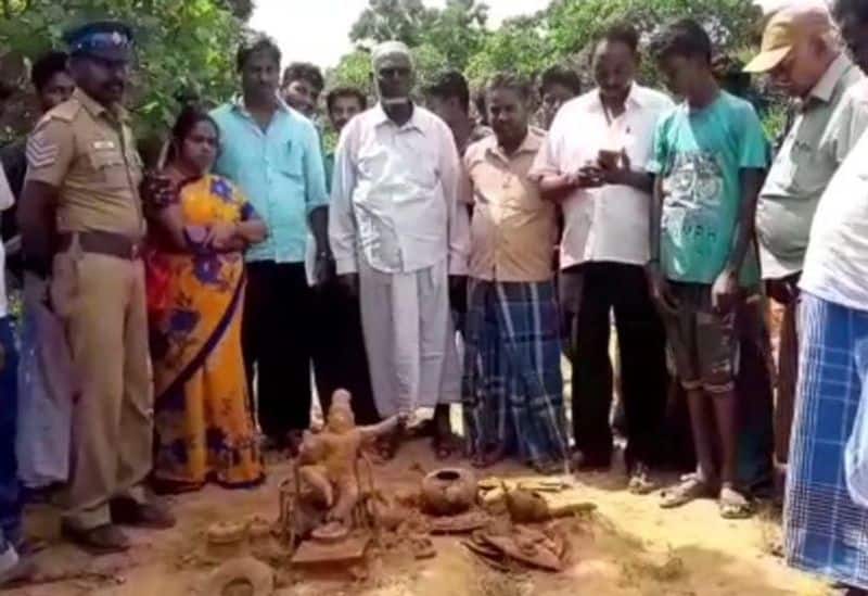 old nadarajar statue was found in a muslim farmer's land