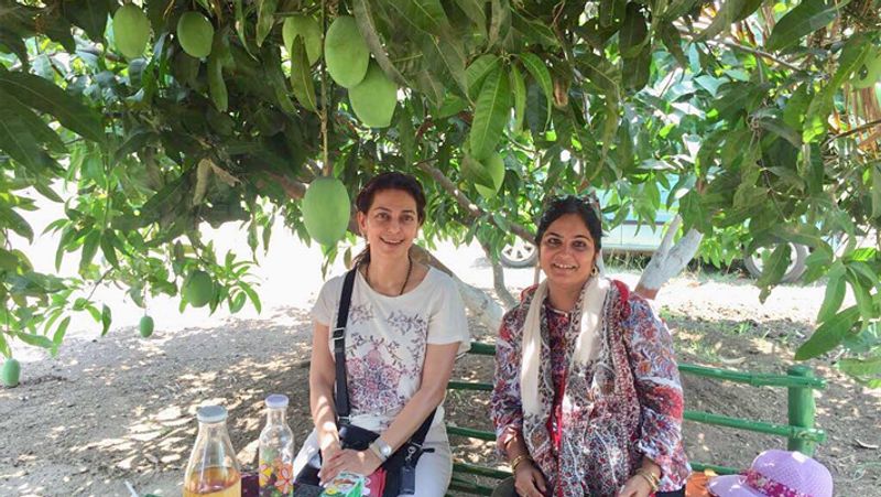 Juhi Chawla Birthday Doing Farming In Farmhouse