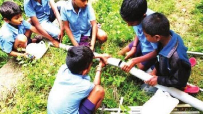 shanivarasanthe govt school children prepares Toilet with plastic waste shanivarasanthe govt school children prepares Toilet with plastic waste