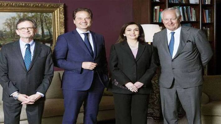 Nita Ambani elected to 145 year old the board of the Metropolitan Museum of Art Nita Ambani elected to 145 year old the board of the Metropolitan Museum of Art