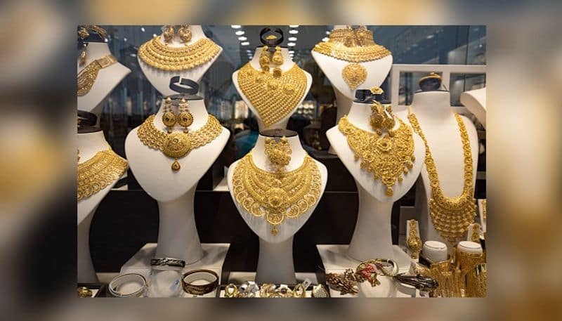 300 pound jewellery stolen in salem