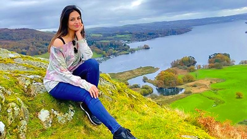 Divyanka Tripthi Enyoing Vacation with Husband Vivek dahiya