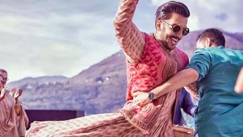 Deepika Ranveer Wedding Album on First Wedding Anniversary