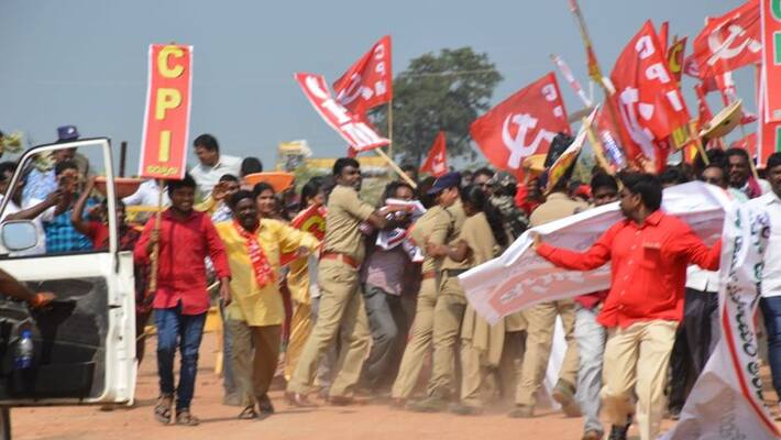 sand shortage in ap... cpi, cpm parties protest at kurnool sand shortage in ap... cpi, cpm parties protest at kurnool