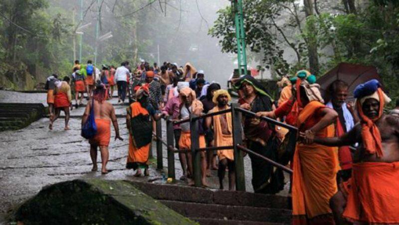 Ayyappa devotees continue to throng Sabarimala temple