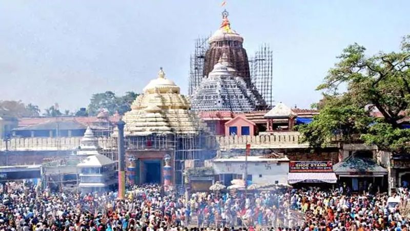 Indias top 10 super rich temple, even they donate Indian Govt.
