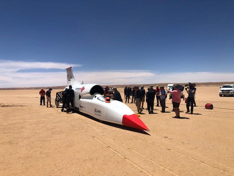 Bloodhound car registered 800 kmph record speed