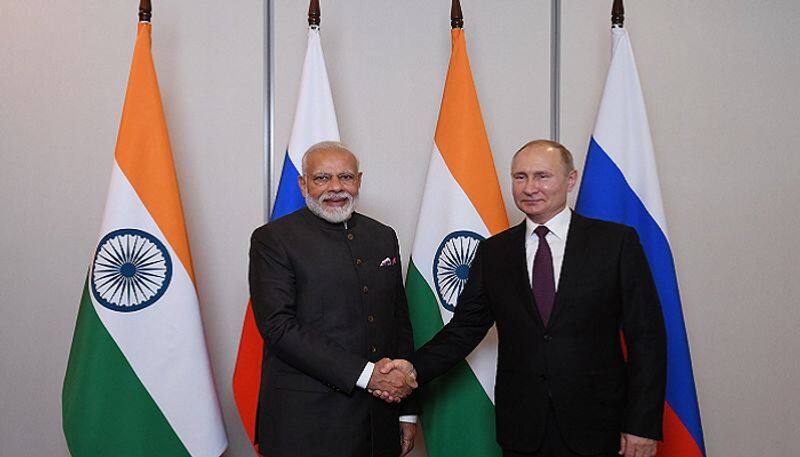 prime minister modi talk with Russia president Putin   regarding international peace also american president will arrival to India