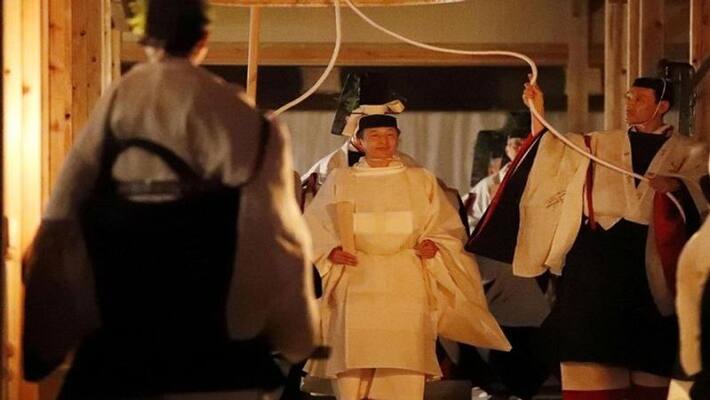 Emperor's ceremony in Japan: Naruhito spent night with 'Goddess', Communists created chaos Emperor's ceremony in Japan: Naruhito spent night with 'Goddess', Communists created chaos