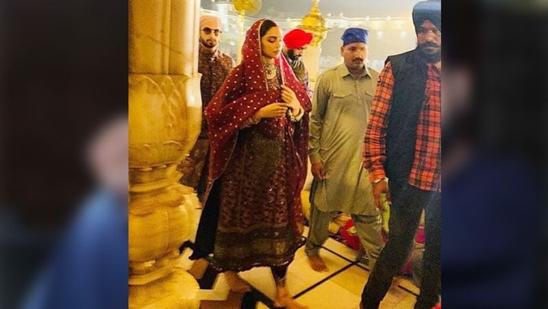 Deepika paduKone And Ranveer singh wedding Anniversary couple in Golden temple Amritsar see photos