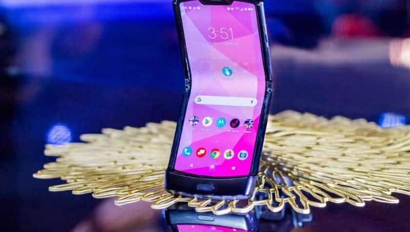 Motorola Razr (2019) Foldable Phone Launched