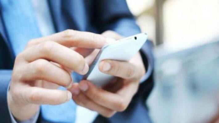 TRAI Recommends 11 digit mobile numbers prefix 0 for dialing mobile numbers from fixed line TRAI Recommends 11 digit mobile numbers prefix 0 for dialing mobile numbers from fixed line