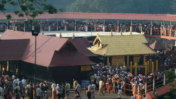 10 women from Andhra Pradesh sent back from Sabarimala 10 women from Andhra Pradesh sent back from Sabarimala