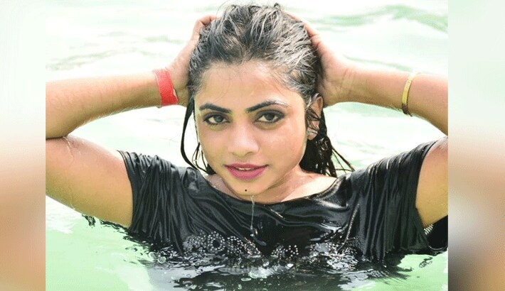 acid attack on chhattisgarhi film actress maya sahu in bhilai