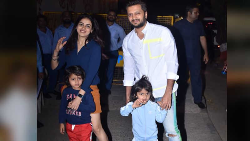 Aaradhya Bachchan Birthday Bash shaharuk khan karan johar kids at party
