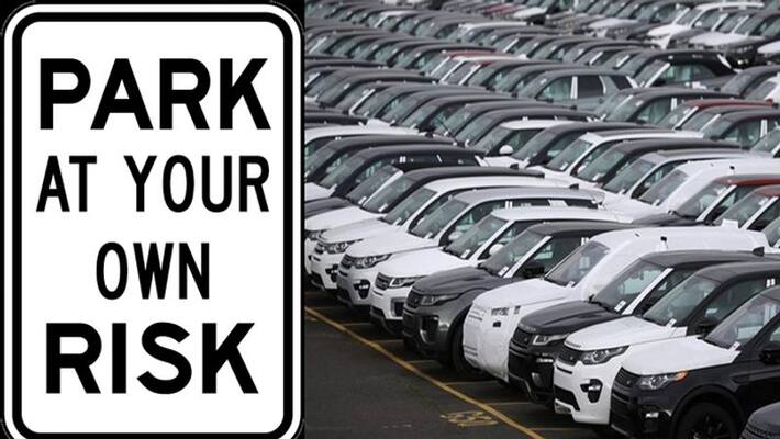hotels cannot deny compensation under the garb of owner's risk clause to its guest or visitors for theft of vehicle parked through its staff or valet hotels cannot deny compensation under the garb of owner's risk clause to its guest or visitors for theft of vehicle parked through its staff or valet