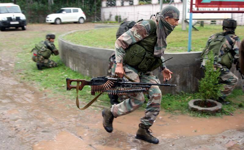Ten special Weapons used by Indian Special Forces