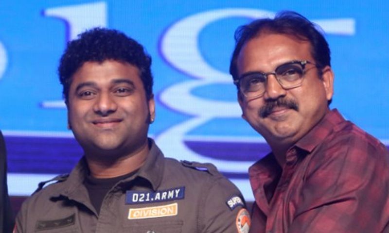 కొరటాల శివ - దేవిశ్రీప్రసాద్ : కొరటాల చేసింది నాలుగు సినిమాలే.. ఆ సినిమాలన్నింటికీ దేవి మ్యూజిక్ అందించాడు. 'మిర్చి', 'శ్రీమంతుడు', 'జనతా గ్యారేజ్', 'భరత్ అనే నేను' ఇలా ప్రతీ ఆల్బమ్ ఆడియన్స్ ని అలరించింది.