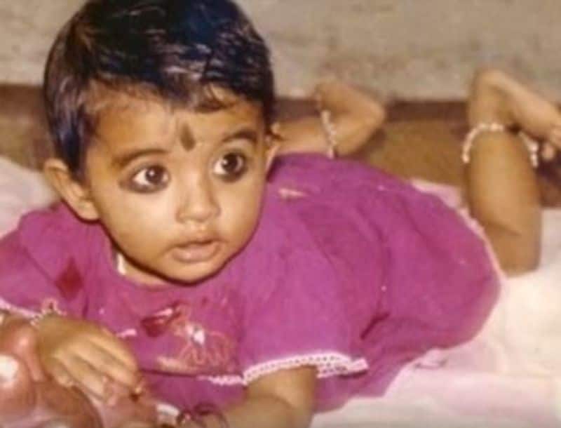 குட்டி பாப்பாவாக நயன்தாரா அறிய புகைப்படம்