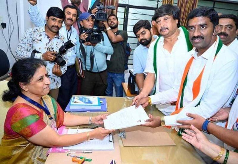 BJP Congress JDS Candidates Files Nominations From Karnataka 15 constituencies By Poll