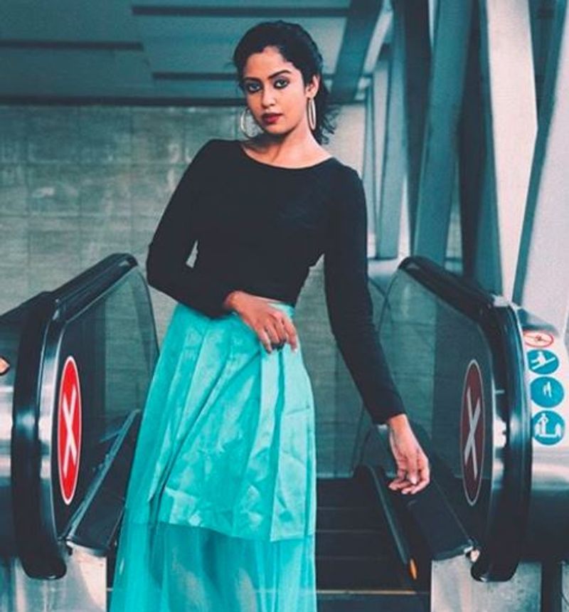 ஸ்டைலிஷ் நாயகி