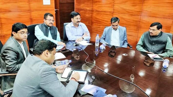 Jharkhand: Action will be taken on the movement of more than 50 thousand cash, voting will be held on November 30 for the first phase. Jharkhand: Action will be taken on the movement of more than 50 thousand cash, voting will be held on November 30 for the first phase.