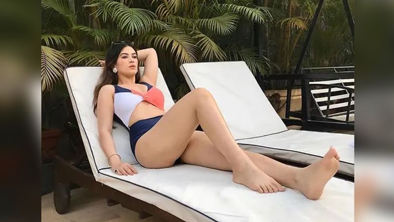 Bandagi Kalra Enjoying Vacation In Khandala