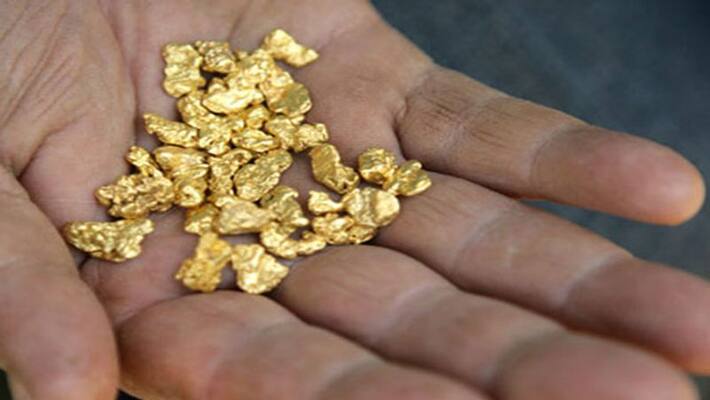 Woman arrested from Kolkata Airport due to hides gold in her body cavity Woman arrested from Kolkata Airport due to hides gold in her body cavity
