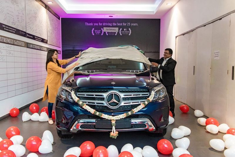 ರಚಿತಾ ರಾಮ್ ಮರ್ಸಡೀಸ್ ಬೆಂಜ್ GLS 350d ಗ್ರ್ಯಾಂಡ್ ಎಡಿಶನ್ ನೀಲಿ ಬಣ್ಣದ ಕಾರು ಖರೀದಿಸಿದ್ದಾರೆ