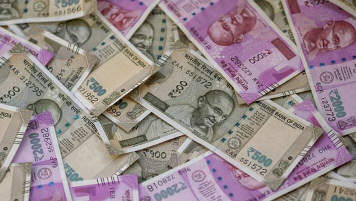 Income Tax Department raids on Chinese individuals for running moneylaundering racket Income Tax Department raids on Chinese individuals for running moneylaundering racket