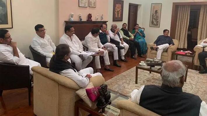After meeting between Congress and NCP, Prithviraj Singh Chavan will soon form a permanent government in Maharashtra After meeting between Congress and NCP, Prithviraj Singh Chavan will soon form a permanent government in Maharashtra