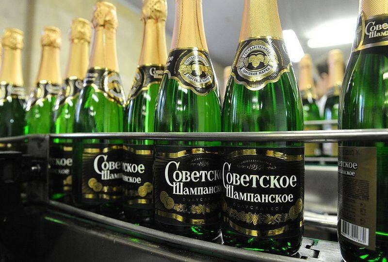 stalin who made russians drink champagne amid famine and gulag