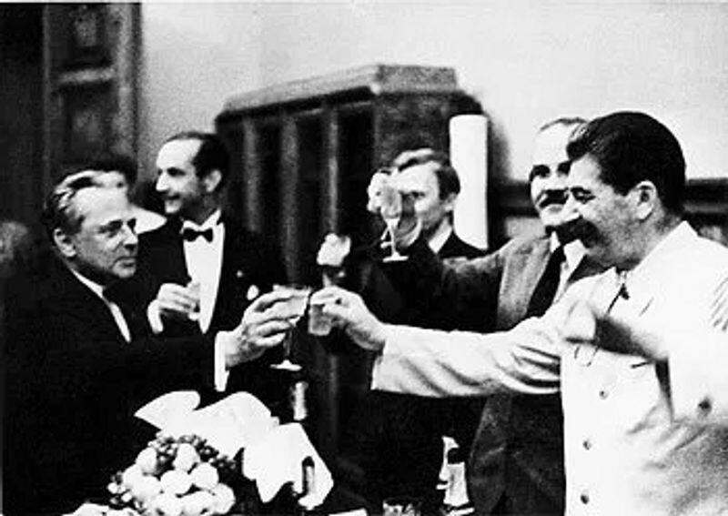 stalin who made russians drink champagne amid famine and gulag