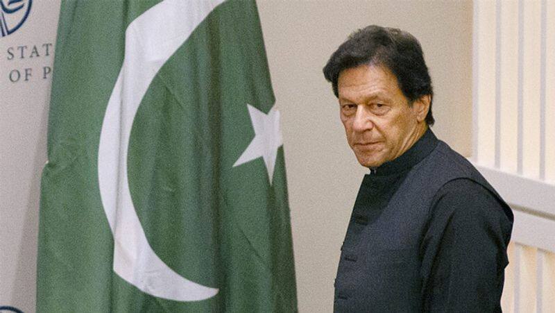 high tension in Pakistan situation  after Musharraf verdict -   again Pakistan will be in army governance  - imran khan and tehreek party have high alert