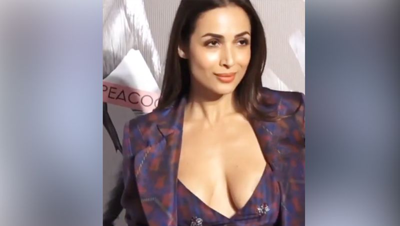 Malika Arora Oops moment video viral when she Spotted in store launchin Event