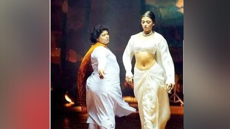 টেলিভিশনের রিয়ালিটি শো-তেও তিনি নিজের আধিপত্য বিস্তার করেছিলেন। ২০০৫ সালে নাচ বলিয়ে-এ দর্শকেরা তাঁকে পেয়েছিল বিচারক হিসেবে। 