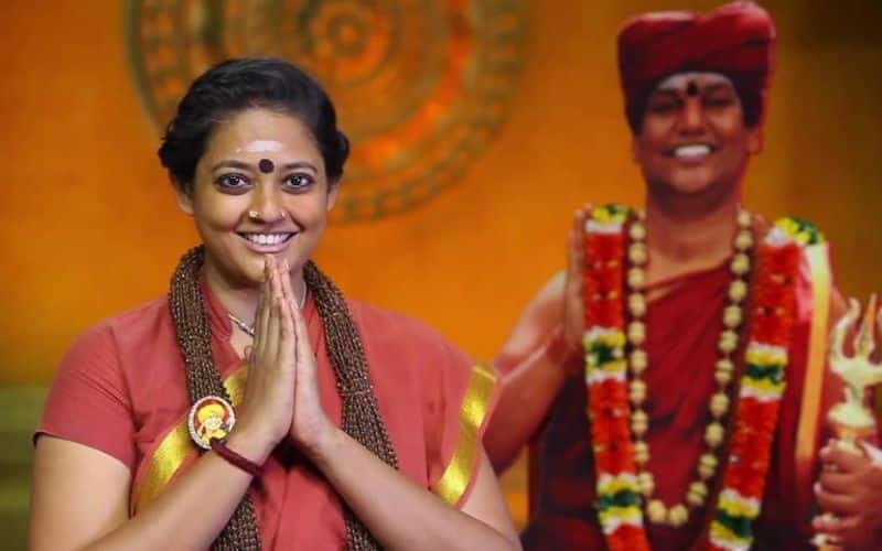 Hey, was that hiding here? Bela Nithyananda leaves the police