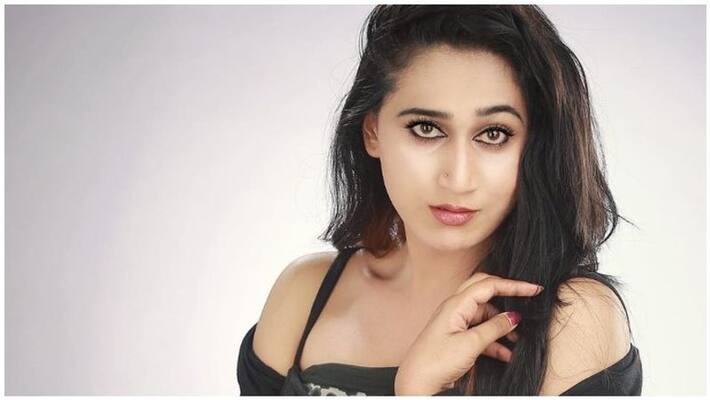 Transgender actress Anjali Ameer to act in her biopic Transgender actress Anjali Ameer to act in her biopic