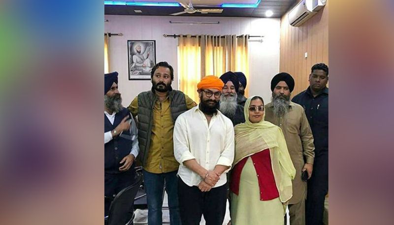 Aamir khan Lal Singh Chaddha Spotted at gurudwara bhatta sahib punjab in kesari colour pagdi