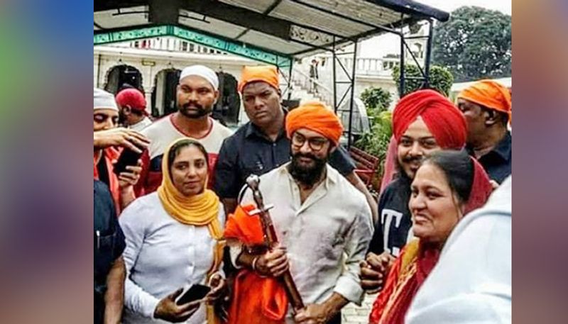Aamir khan Lal Singh Chaddha Spotted at gurudwara bhatta sahib punjab in kesari colour pagdi