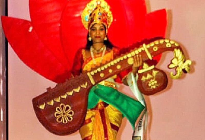 ಸ್ಪರ್ಧೆಯಲ್ಲಿ ಪ್ರಿಯದರ್ಶಿನಿ ಅಪ್ಪಟ ಭಾರತೀಯ ನಾರಿಯಾಗಿ ಕಾಣಿಸಿಕೊಂಡು ವಿದೇಶಗಳಲ್ಲಿಯೂ ಭಾರತೀಯ ಸಂಸ್ಕೃತಿಯನ್ನು ಎತ್ತಿ ಹಿಡಿದಿದ್ದಾರೆ.