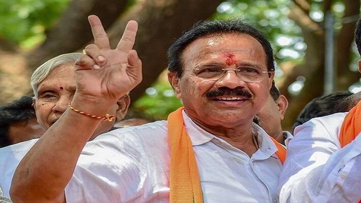 Union Minister Sadananda Gowda Addresses gathering in Yeshwanthpur Assembly segment Union Minister Sadananda Gowda Addresses gathering in Yeshwanthpur Assembly segment